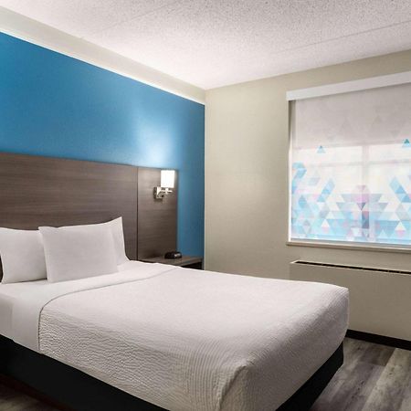 La Quinta By Wyndham Madison American Center Εξωτερικό φωτογραφία
