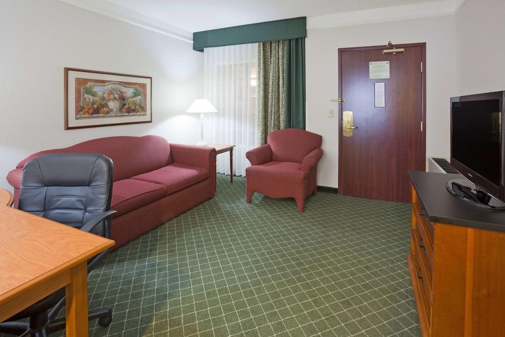 La Quinta By Wyndham Madison American Center Εξωτερικό φωτογραφία