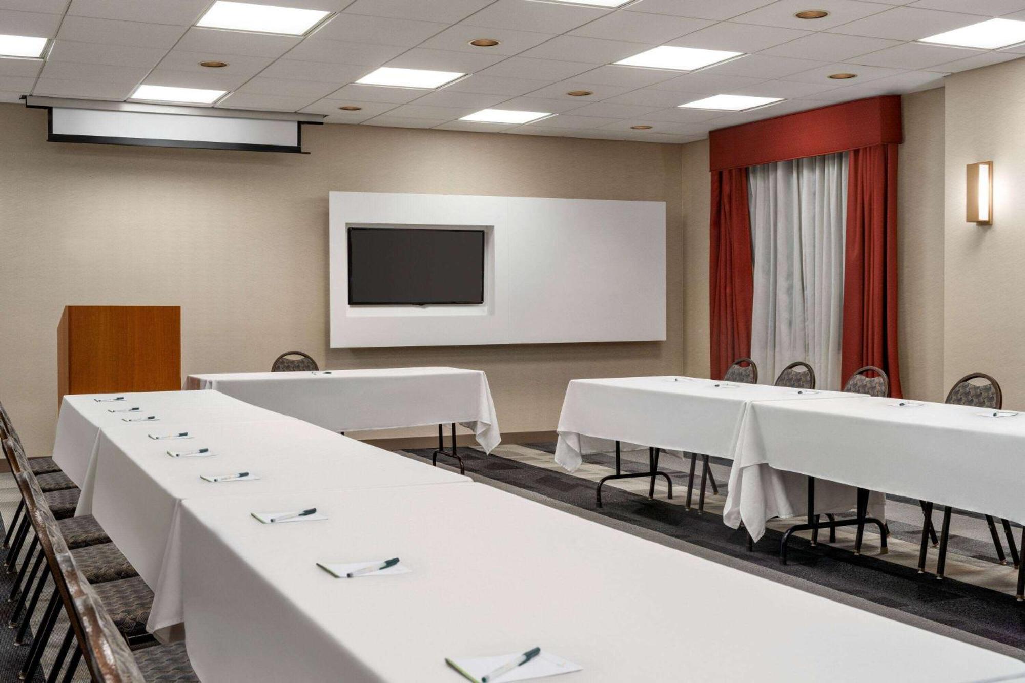 La Quinta By Wyndham Madison American Center Εξωτερικό φωτογραφία