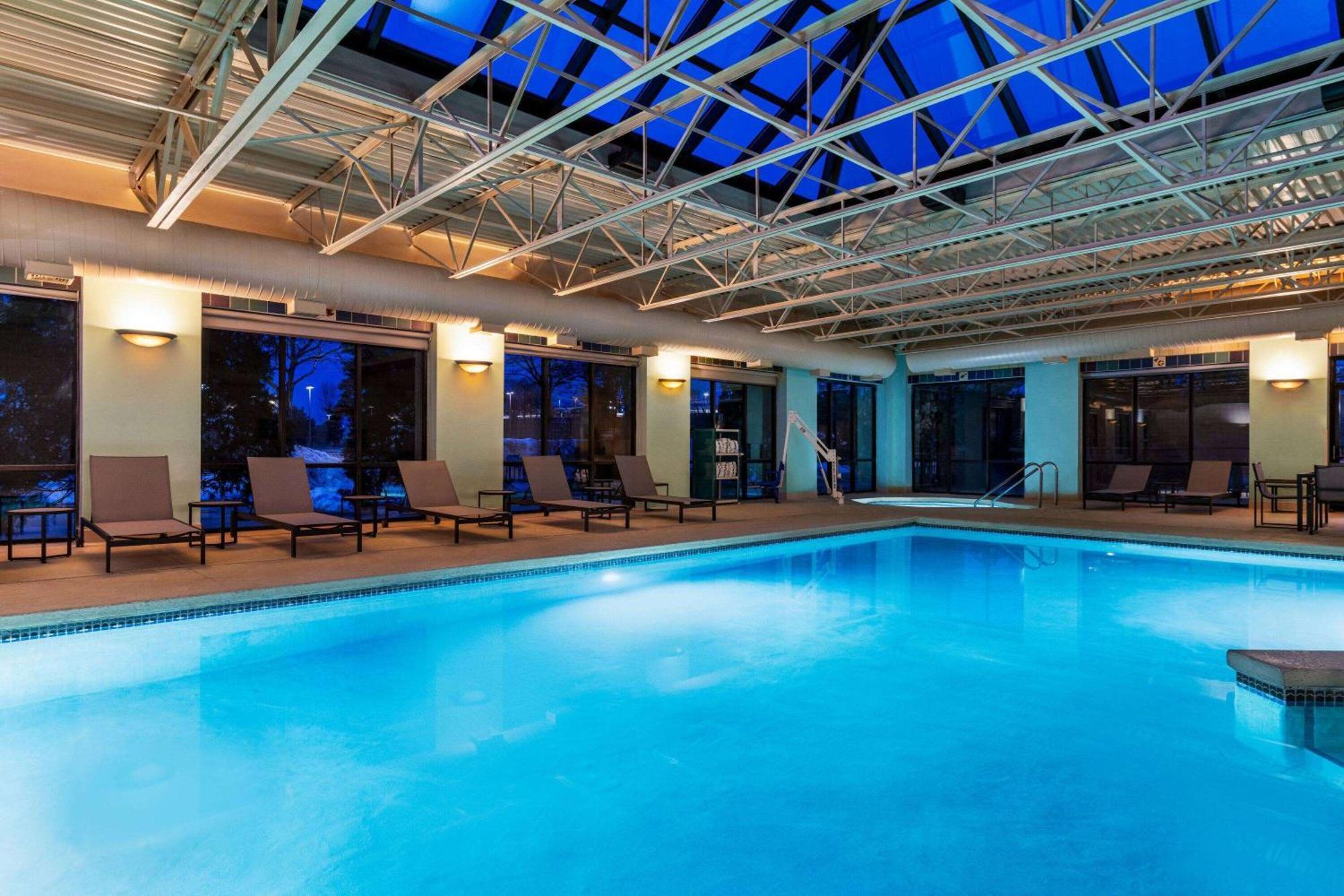 La Quinta By Wyndham Madison American Center Εξωτερικό φωτογραφία