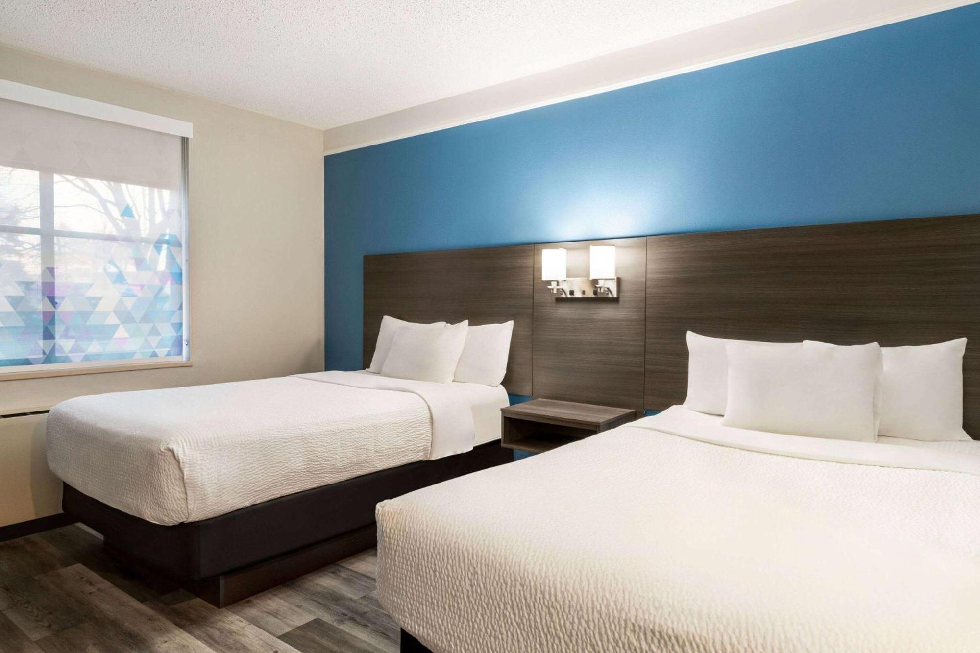 La Quinta By Wyndham Madison American Center Εξωτερικό φωτογραφία