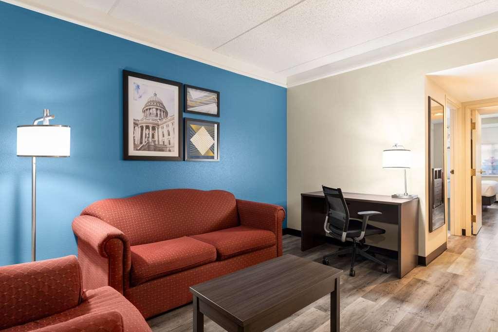 La Quinta By Wyndham Madison American Center Δωμάτιο φωτογραφία